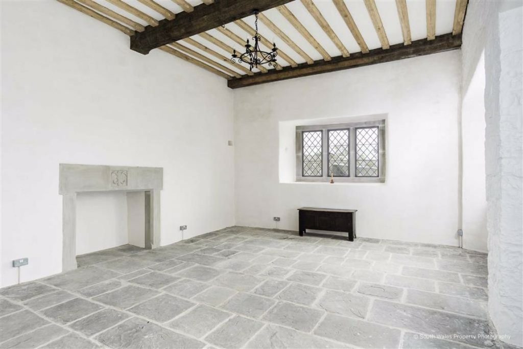 Whispers of the Vans: A 500-Year-Old Castle Reborn in Time - 5