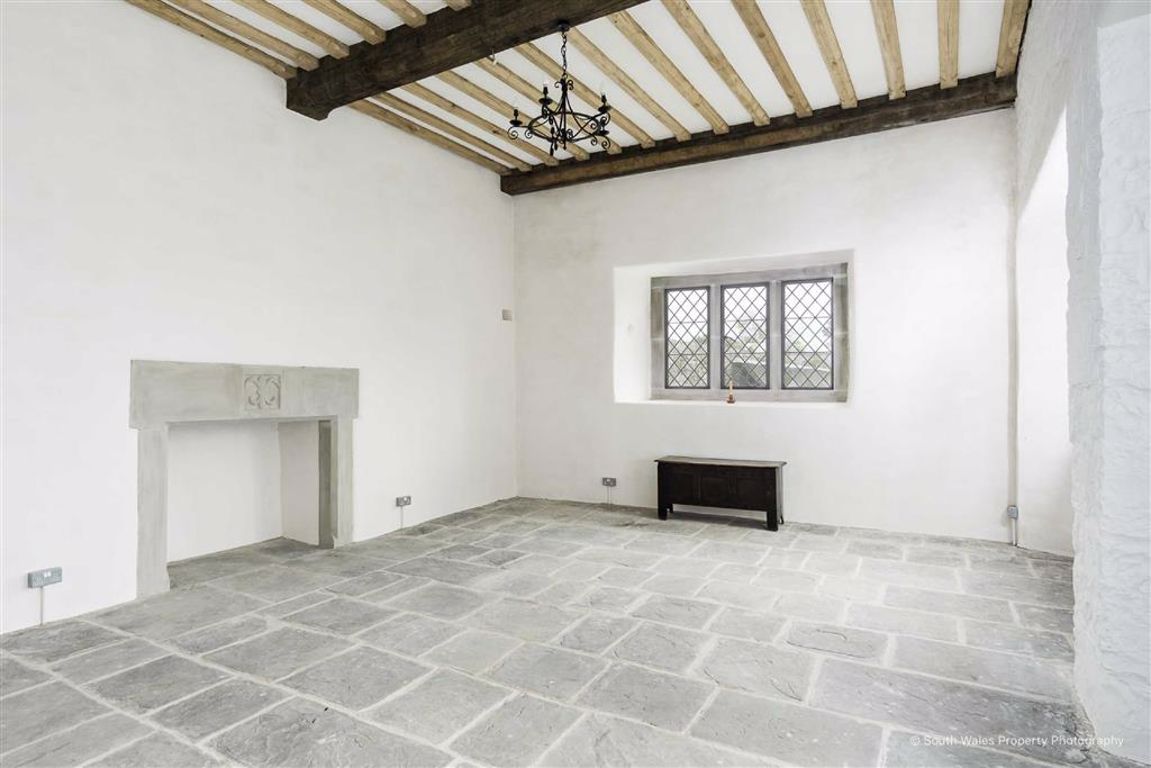 £1.25m Llantwit Major, WALES. Historic Welsh Castle Castleist