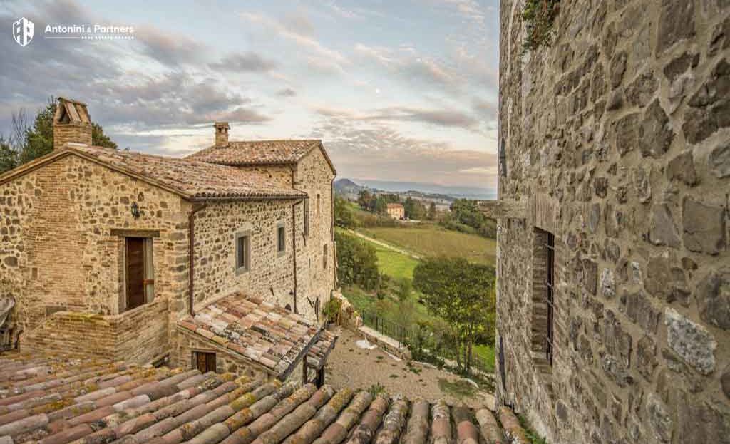 Whispers of Umbria: A Medieval Tower Sanctuary Above Todi’s Golden Hills