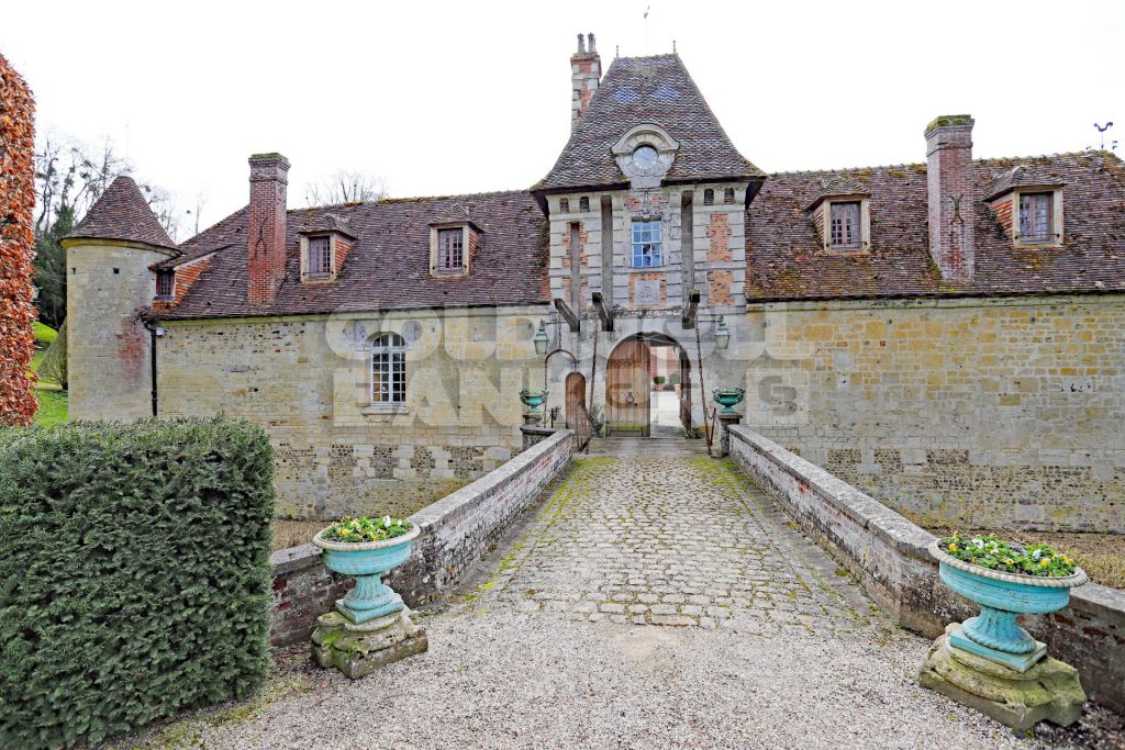 Whispers of the Touques: A Castle Reborn in Normandy’s Golden Light