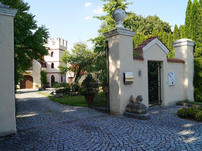 Upper Bavaria Castle for sale Salzach