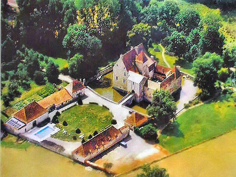 Vichy Moated Castle for sale