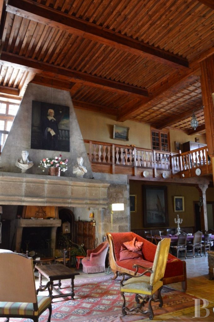 Whispers of Velay: A 15th-Century Castle Between Time and Nature