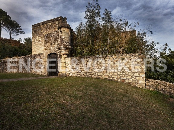 hondaribbia spain castle for sale