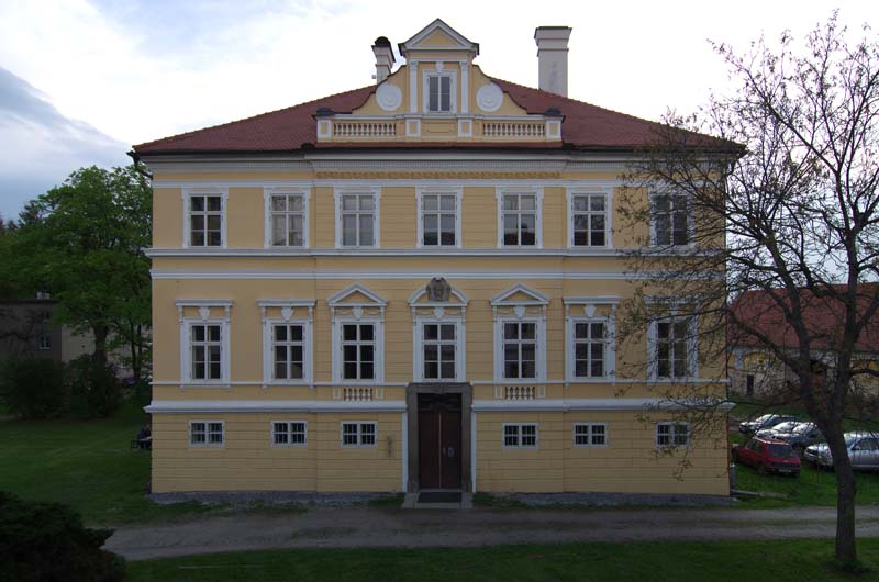 prcice castle for sale