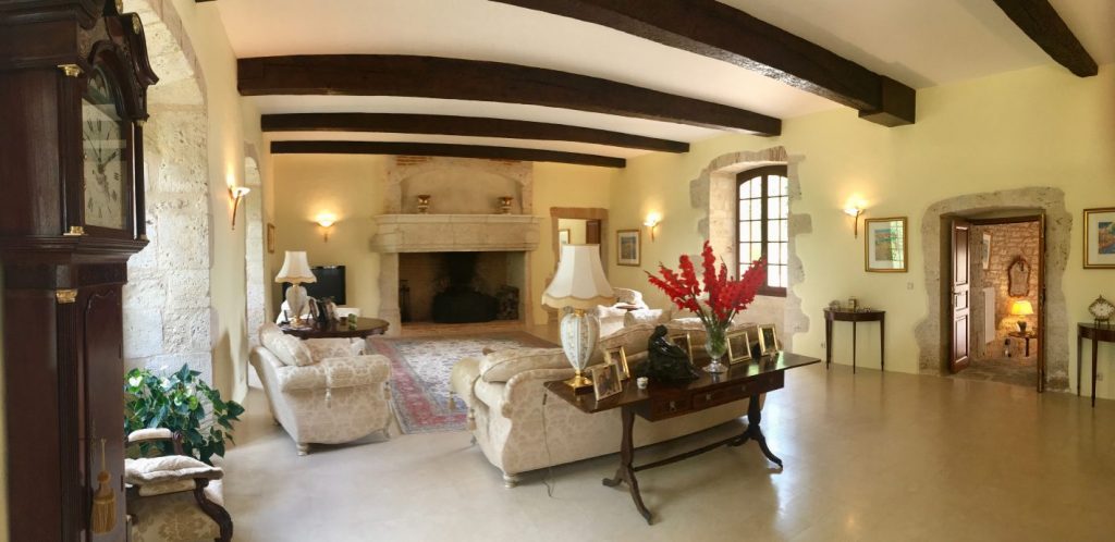 15th and 18th century luxury Gascon Chateau France for sale 12