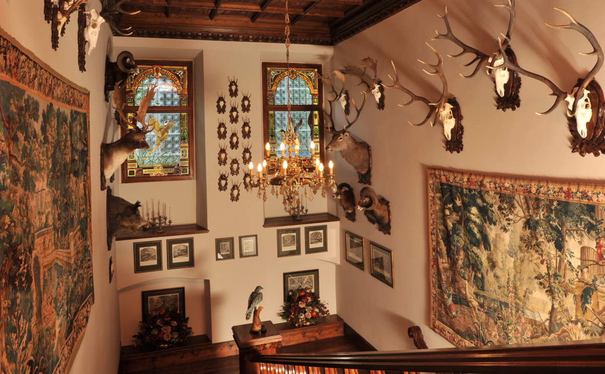 Chateau Jablonna Interior Thumbnail