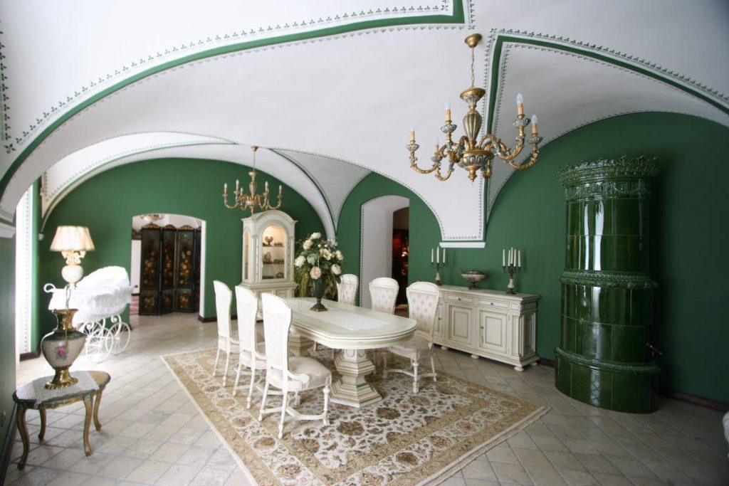 Jablonna: A Baroque Masterpiece Whispering Through Seven Centuries