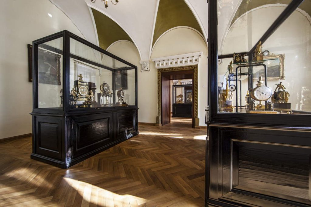 A Crown of Stone & River: Světlá’s Timeless Renaissance Jewel