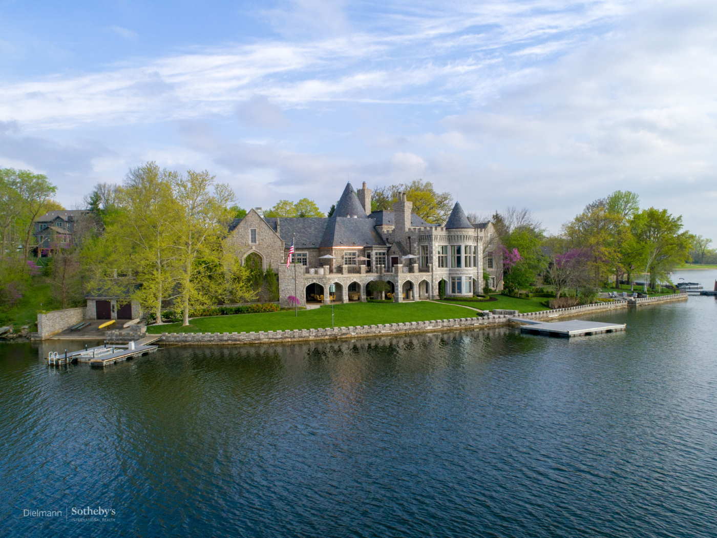 4.995m Missouri, USA. Castle in Kansas City For Sale Castleist