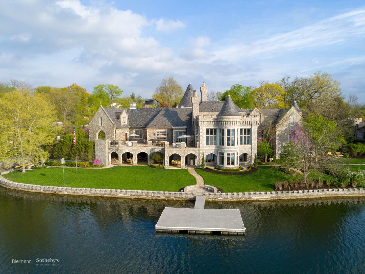 4.995m Missouri, USA. Castle in Kansas City For Sale Castleist