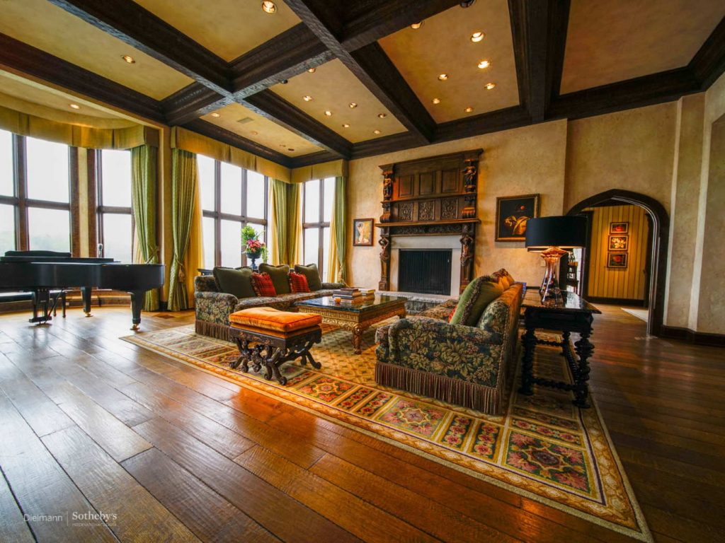 Ashford’s Whisper on the Lake: A Kansas City Castle of Stone & Story