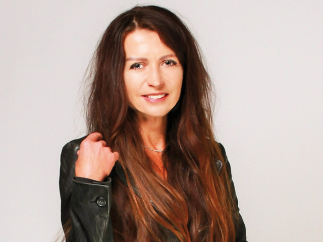 Luxent Agent Lenka Duskova Munter - Castles for sale Agent in Czech Republic