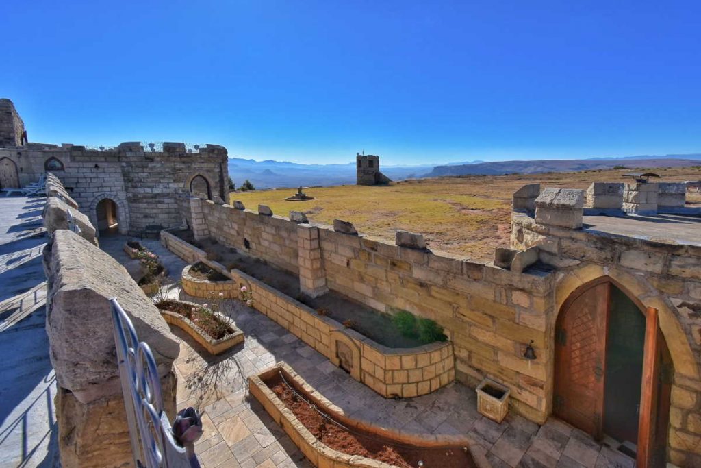Destiny’s Crown: A Highland Castle Forged in Time and Stone