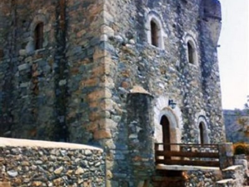Whispers of Mani: A 1795 Tower-House by the Aegean’s Edge