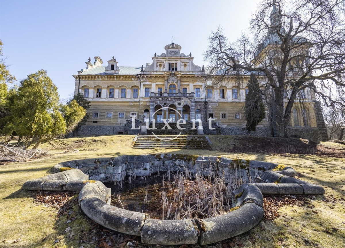 Struzna 16th Century Czech Chateau Luxent for sale 1