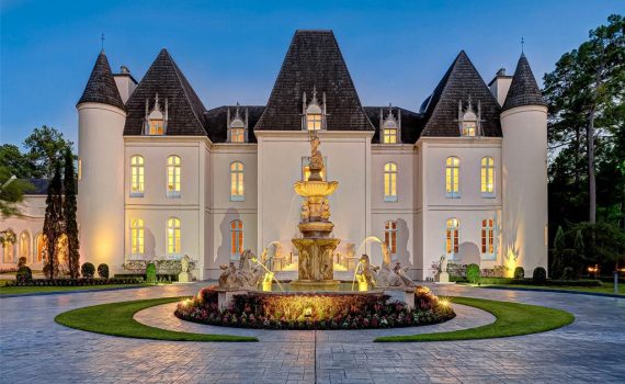 Chateau Cocomar for sale Houston USA 2