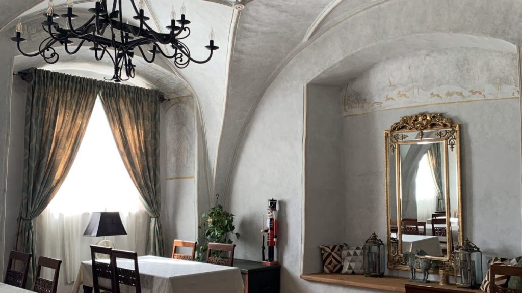Hronsek’s Timeless Water Castle: A 14th-Century Gothic Dream Awakened