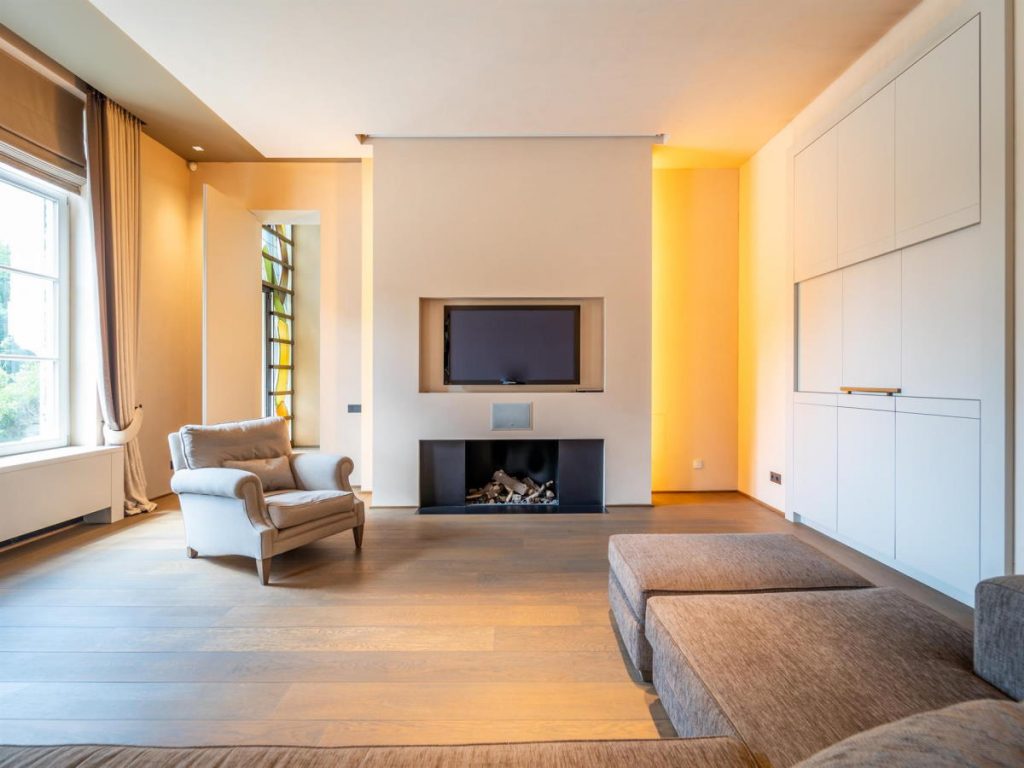 Ommerstein: Where Time Whispers Through Gilded Halls and Enchanted Gardens - 5