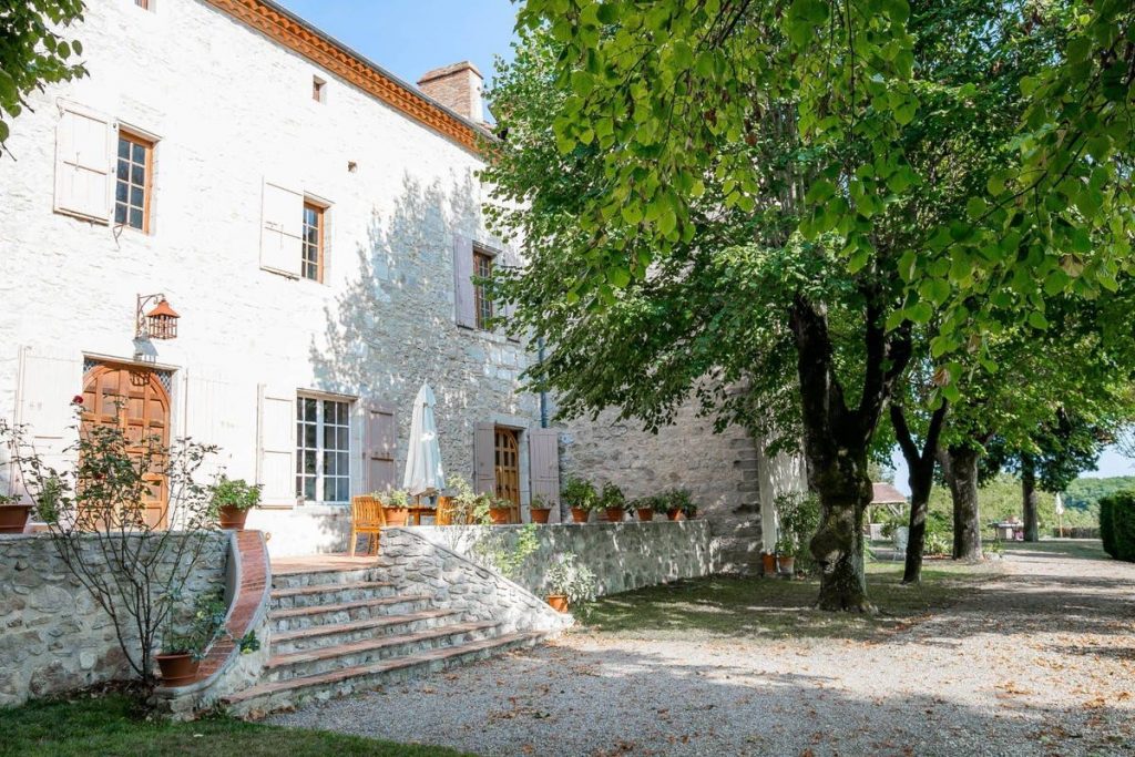 Lautrec’s Whispering Keep: A Medieval Dream in Occitanie’s Golden Light