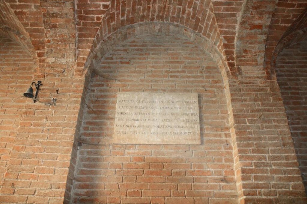 A Timeless Crown in Tuscany’s Golden Hills: Your XIV-Century Castle Awaits - 5