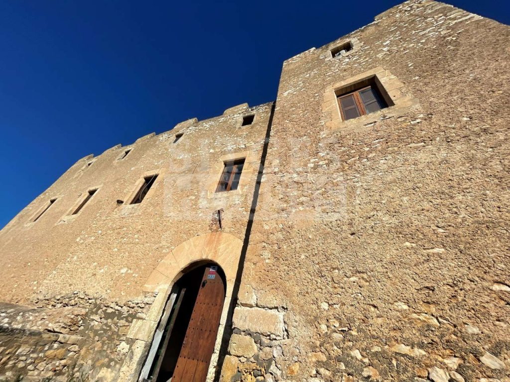 Creixell Castle for sale Tarragona Spain 1