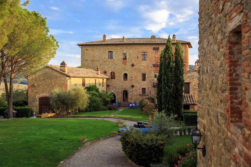 Magnificent Castle Complex for sale in Umbria Italy 8