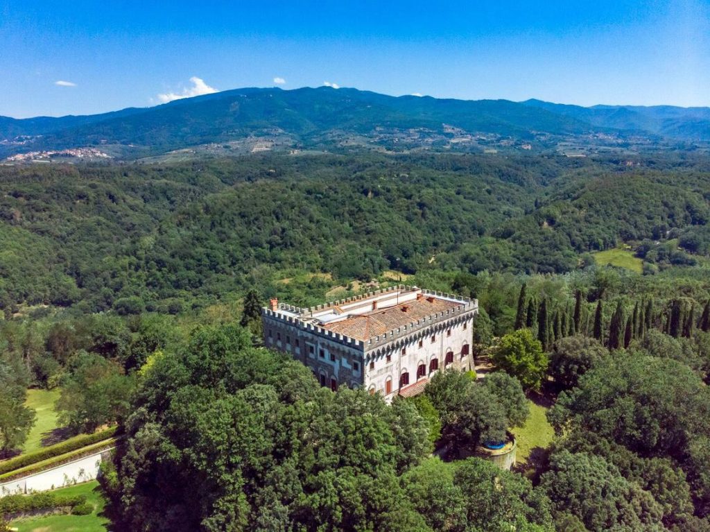Reggello’s Timeless Crown: A Tuscan Castle Woven with Renaissance Splendor