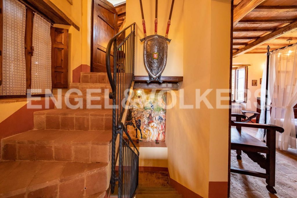 House in Pietrafitta Castle for sale Italy 15