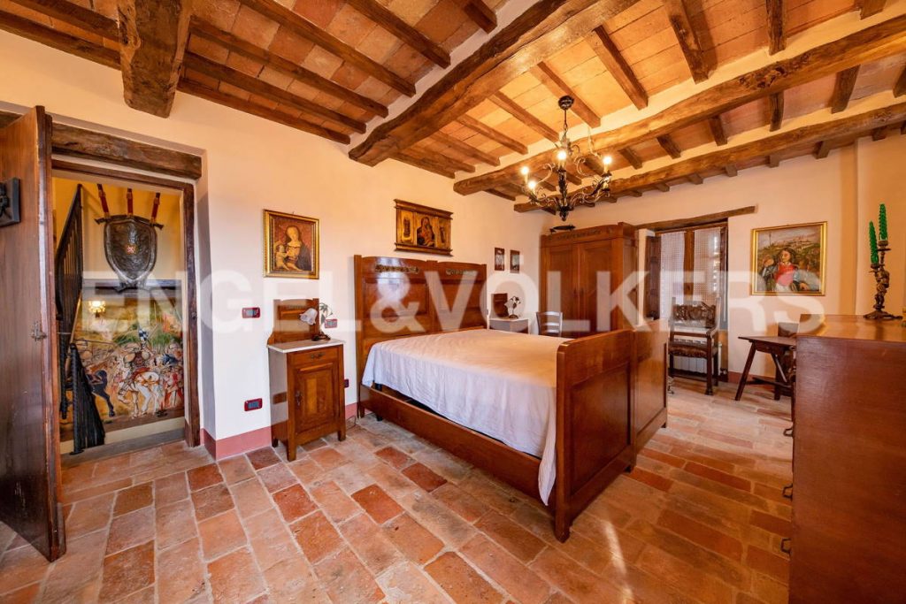 House in Pietrafitta Castle for sale Italy 16