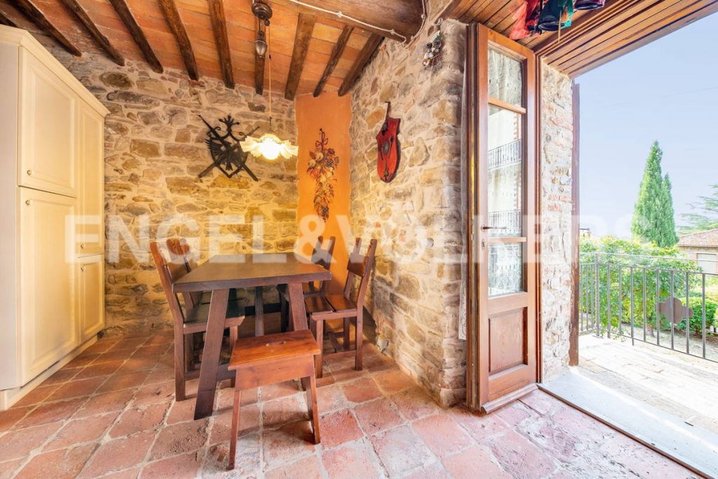 House in Pietrafitta Castle for sale Italy 6