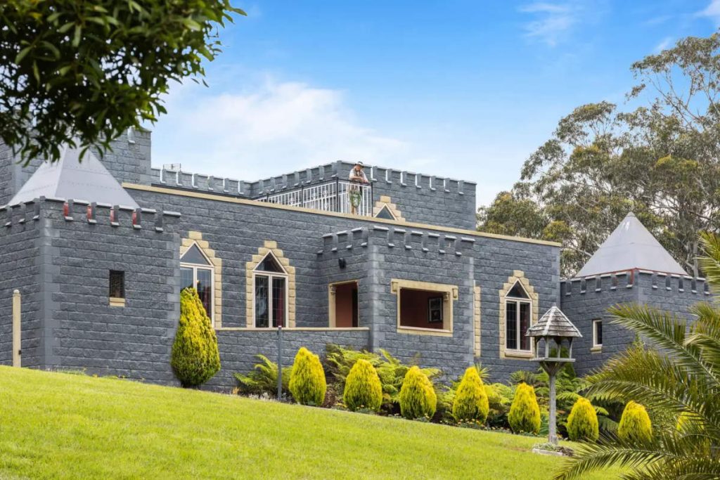 Mirabilia: A Modern Castle Where Legends Awaken in Victoria’s Golden Hills