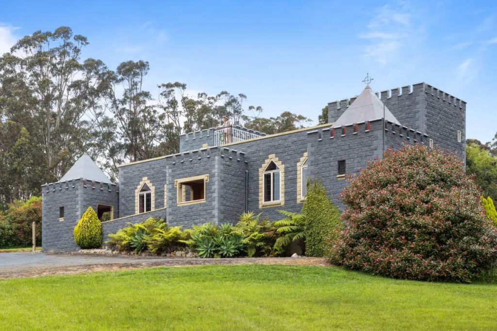 Mirabilia: A Modern Castle Where Legends Awaken in Victoria’s Golden Hills