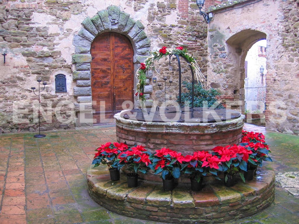 Umbria ITALY Medieval Castle for sale near Perugia 13