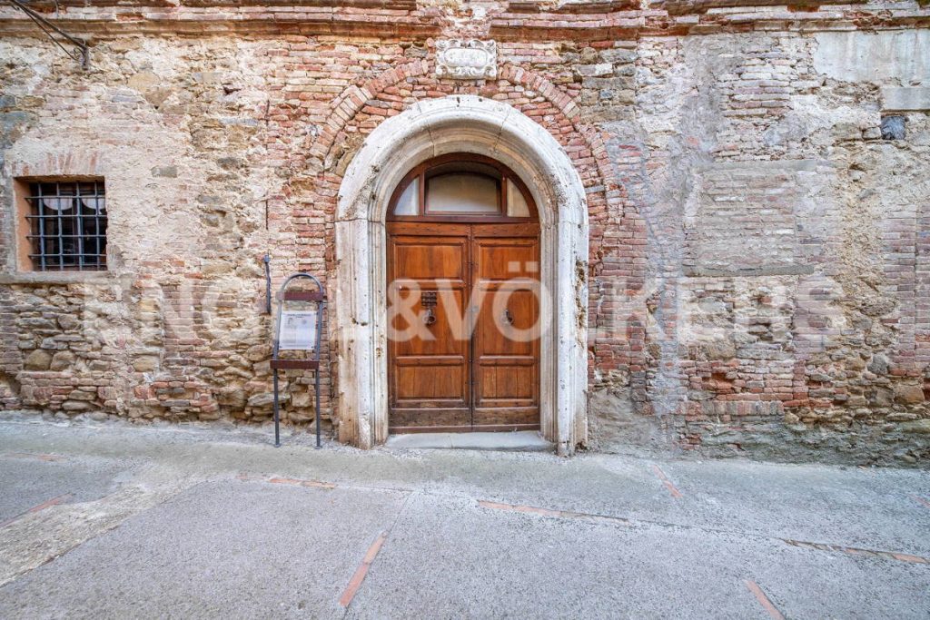 Umbria Italy Panicale Castle for sale 15