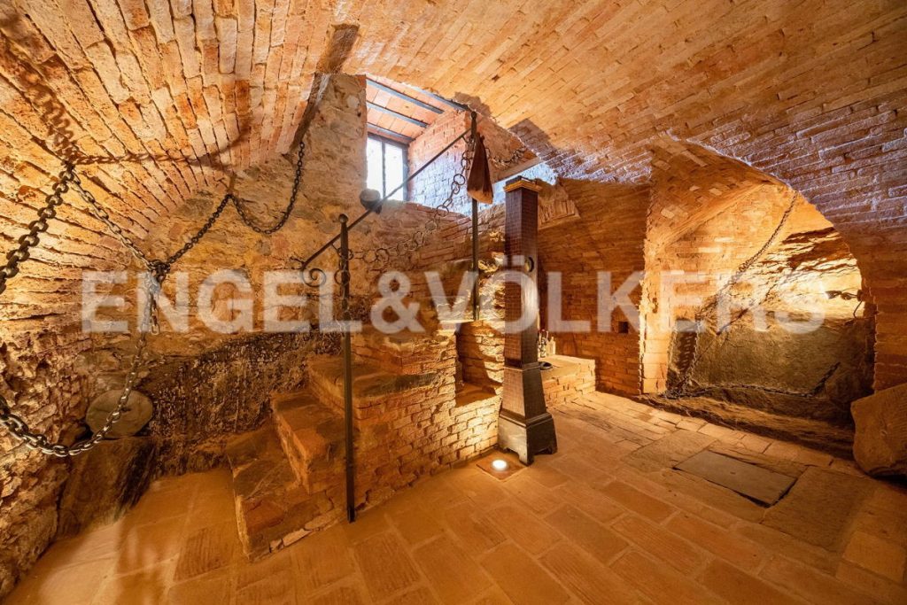 Umbria Italy Panicale Castle for sale 3