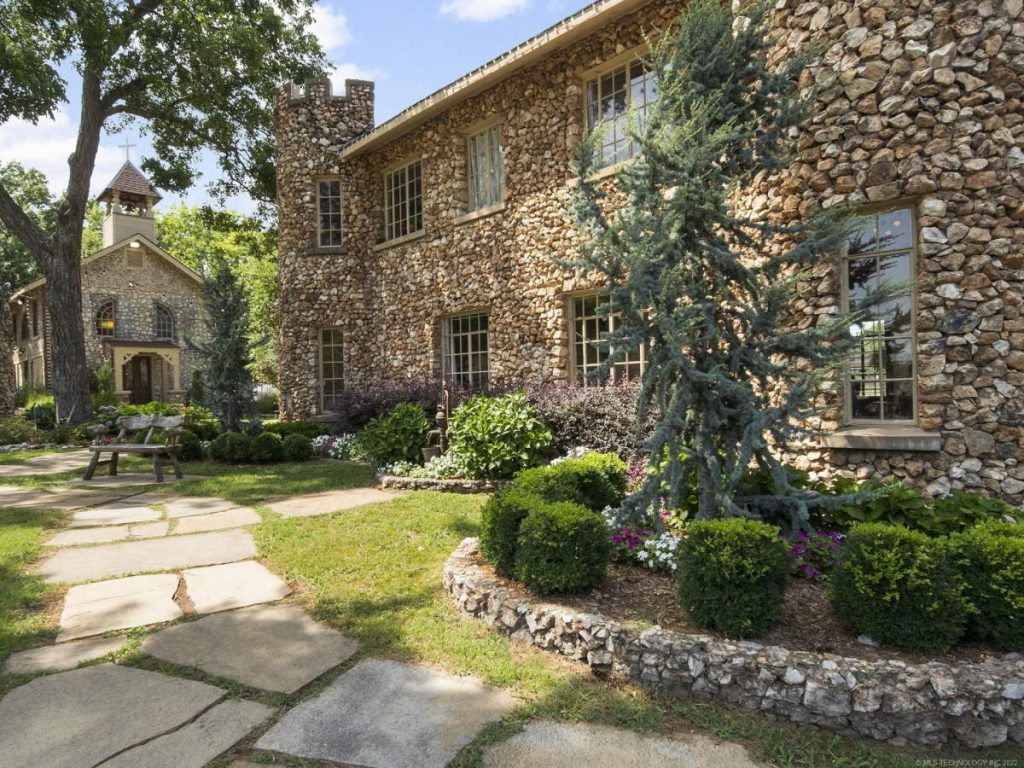The Stone Crown of Tahlequah: A Depression-Era Castle Reborn
