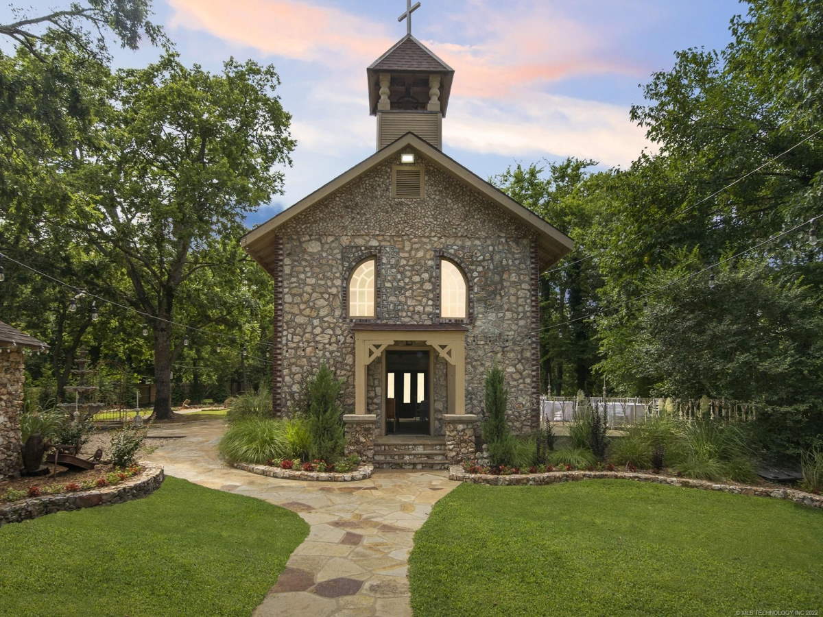 750k Oklahoma, USA. Franklin Castle For Sale, Tahlequah Castleist