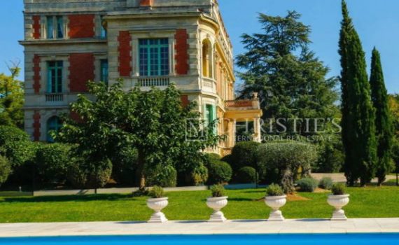 19th century Chateau for sale near Bordeaux France MB sml