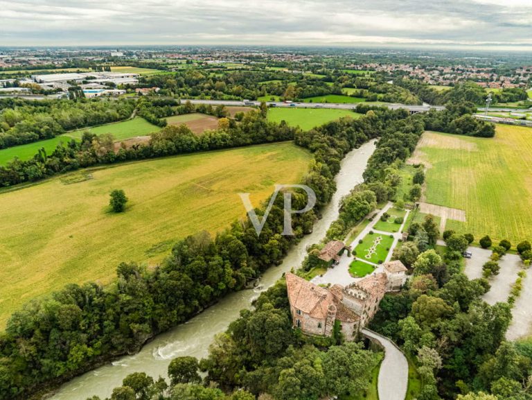 €POA Bergamo, ITALY. Prestigious Medieval Castle For Sale Castleist