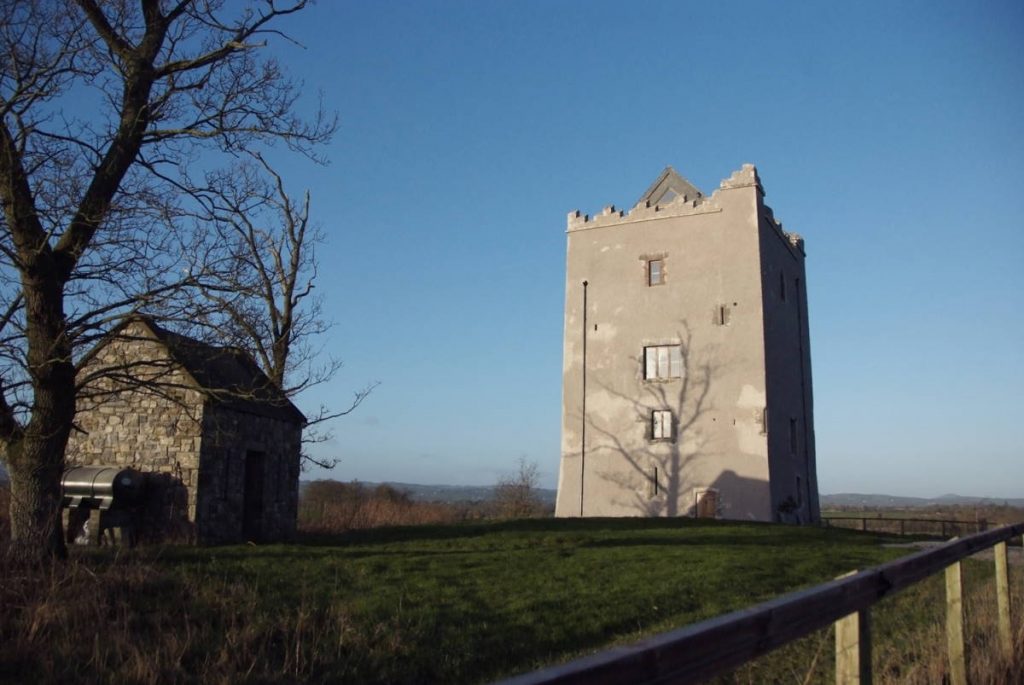 Killahara Castle: A 1570s Jewel Crowned by the Silvermines’ Whispering Peaks