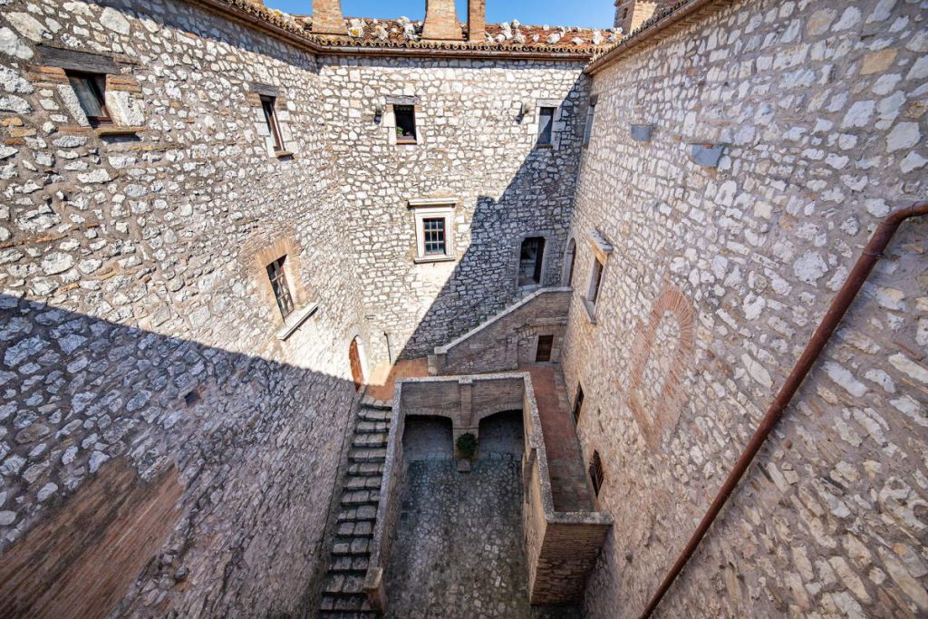 Medieval Castle for sale in Umbria - Castello di Poggio 12