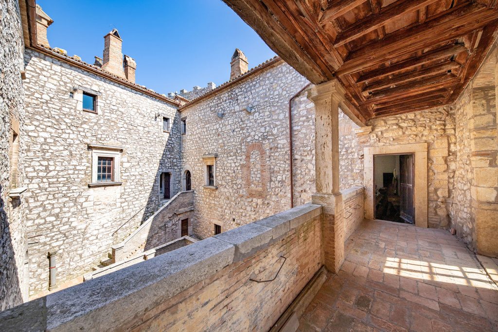Medieval Castle for sale in Umbria - Castello di Poggio 16
