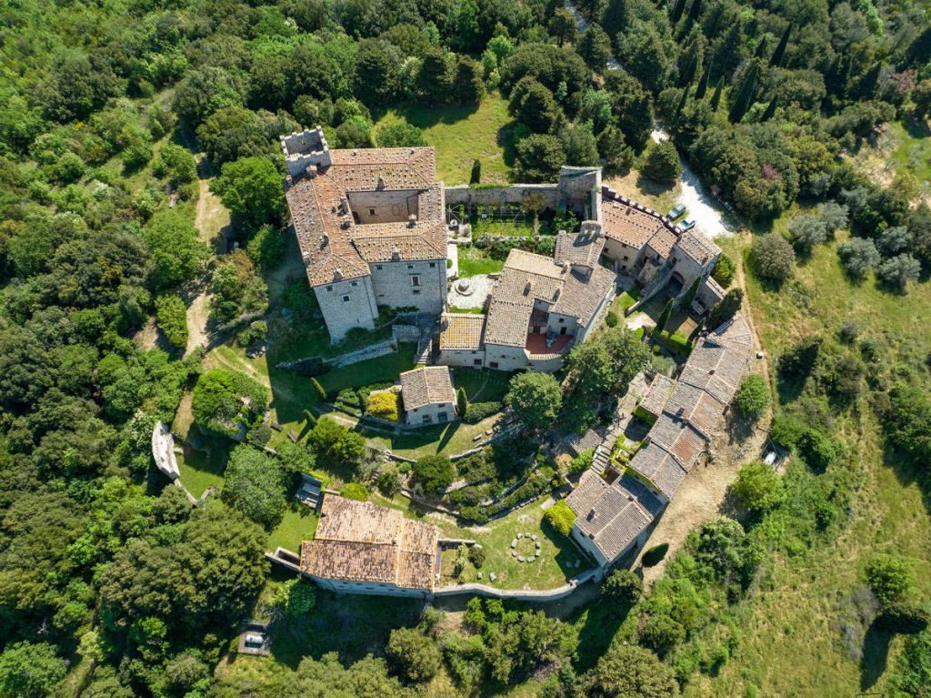 Medieval Castle for sale in Umbria - Castello di Poggio 3