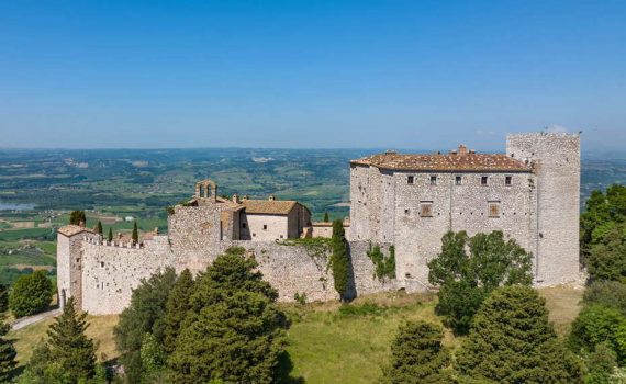 Medieval Castle for sale in Umbria - Castello del Poggio sml