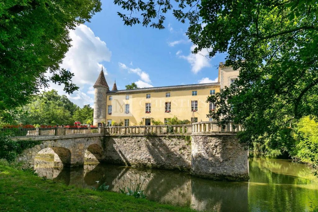 Moated Fairytale Castle for sale Gironde France MB 4