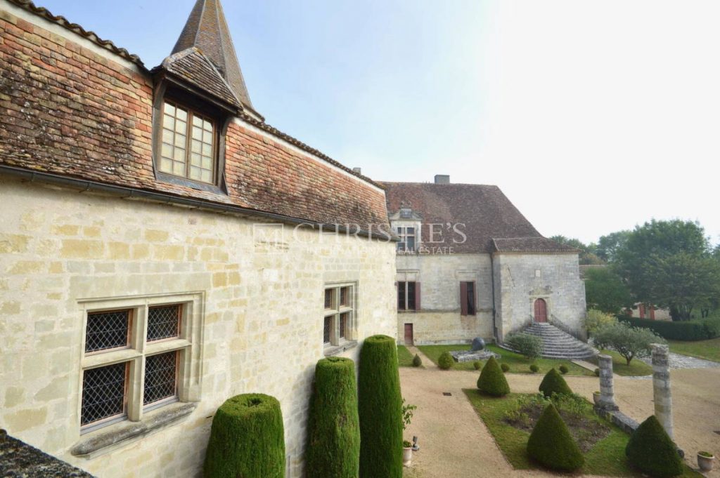 Spectacular 15th century village chateau for sale nr Bergerac MB 3