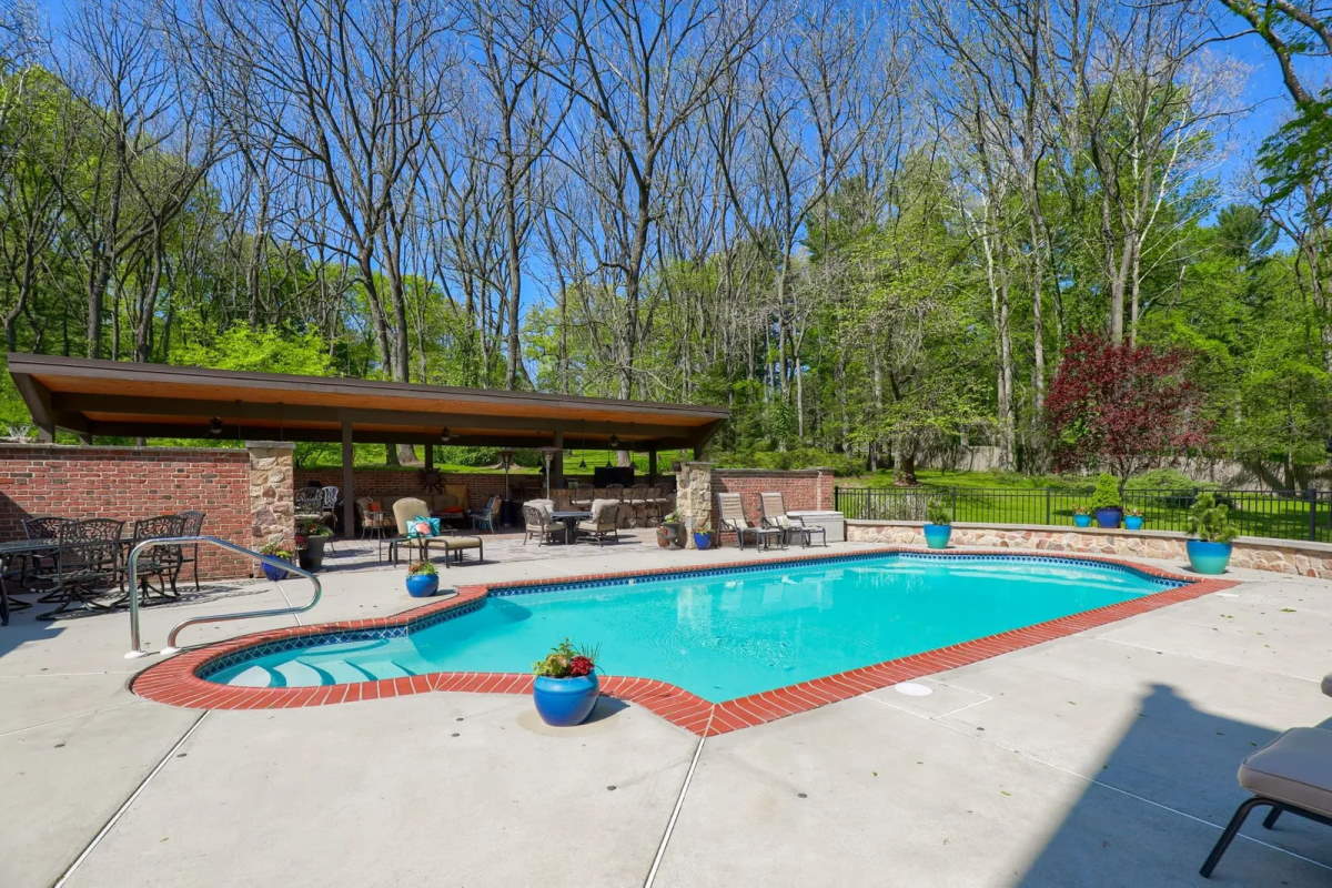 2.495m PA, USA. Wyngate Manor Castlelike Estate For Sale Castleist