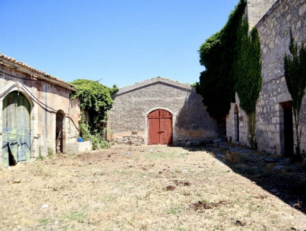 Historic Castle for sale With Church near Ragusa Italy 4