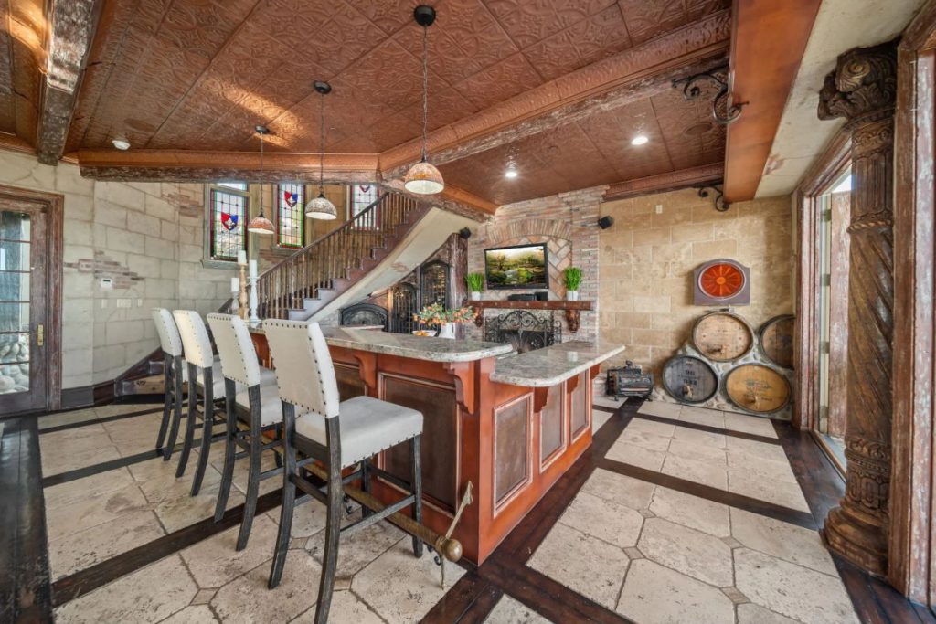 The Crown of Burbank: Where Fairy Tales Meet the City Lights - 5